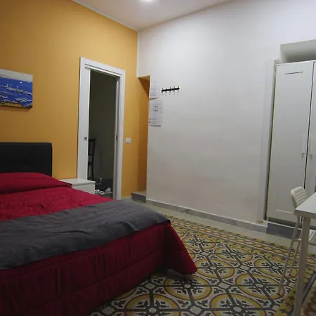 Cavour ベッド・アンド・ブレックファスト ナポリ