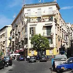 Cavour 나폴리