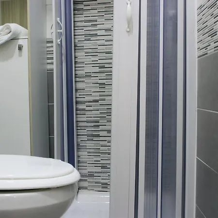 Cavour Bed & Breakfast *